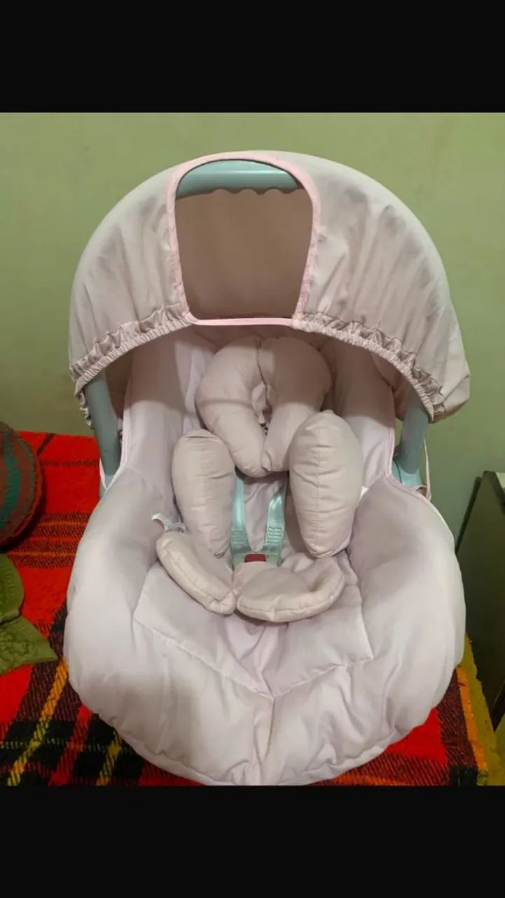 Vende-se Bebê conforto rosa