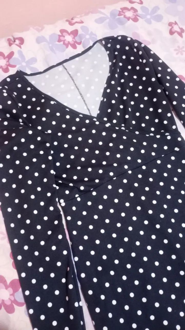 Vestido preto manga comprida 