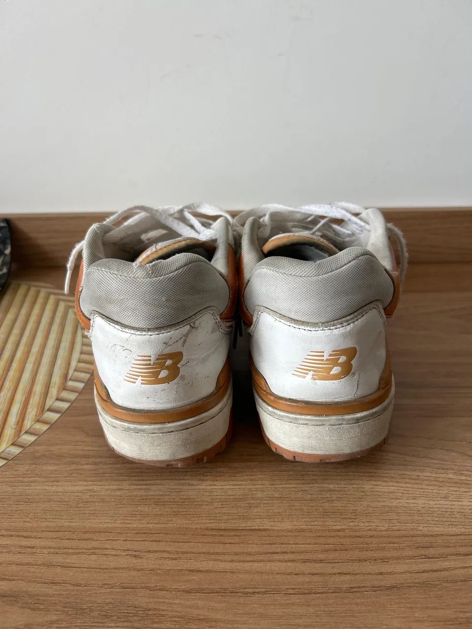 NEW BALANCE 550 branco e laranja - Foto 3
