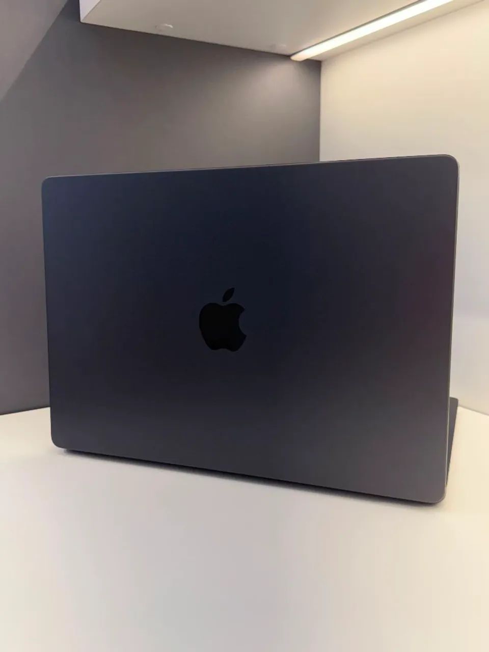 Macbook Pro M4 512gb 16gb 2 anos Apple care - Notebooks - Cidade