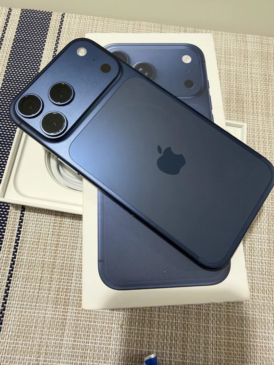 IPHONE 17 PRO MAX - AZUL