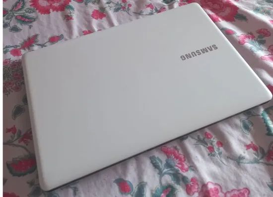 Notebook Samsung ATIV Book 2 (Branco) - 8GB RAM