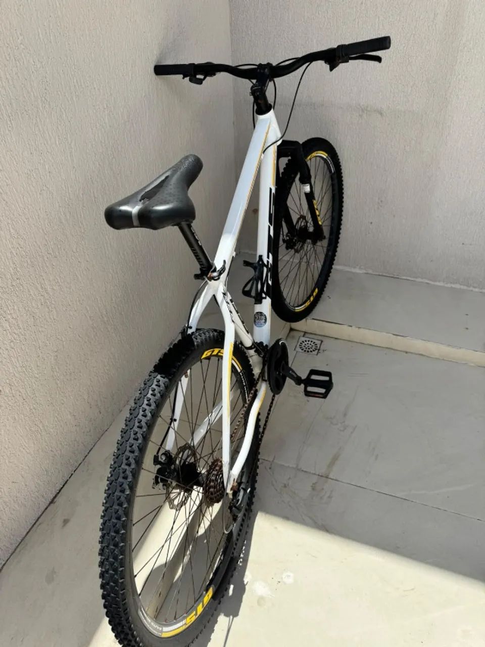 BICICLETA GTS FEEL ARO 29 - 24 MARCHAS - Foto 2