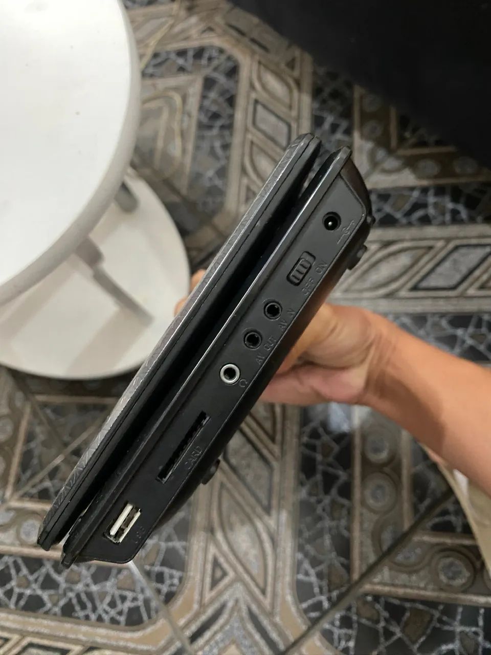 DVD portátil 7 polegadas c/bateria - Foto 3