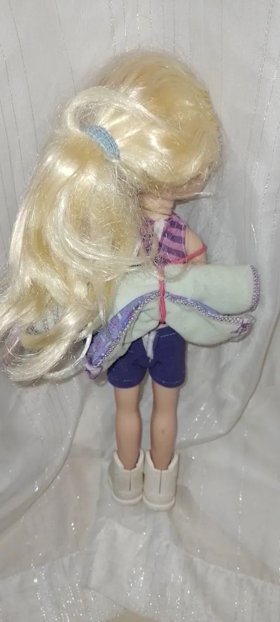 Boneca Polly Pocket Camping - Grande 40 cm - Foto 2
