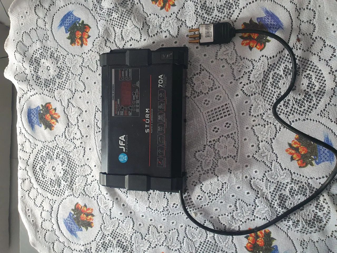 Fonte carregador de bateria JFA 70AH. FUNCIONANDO PERFEITAMENTE!! - Foto 3