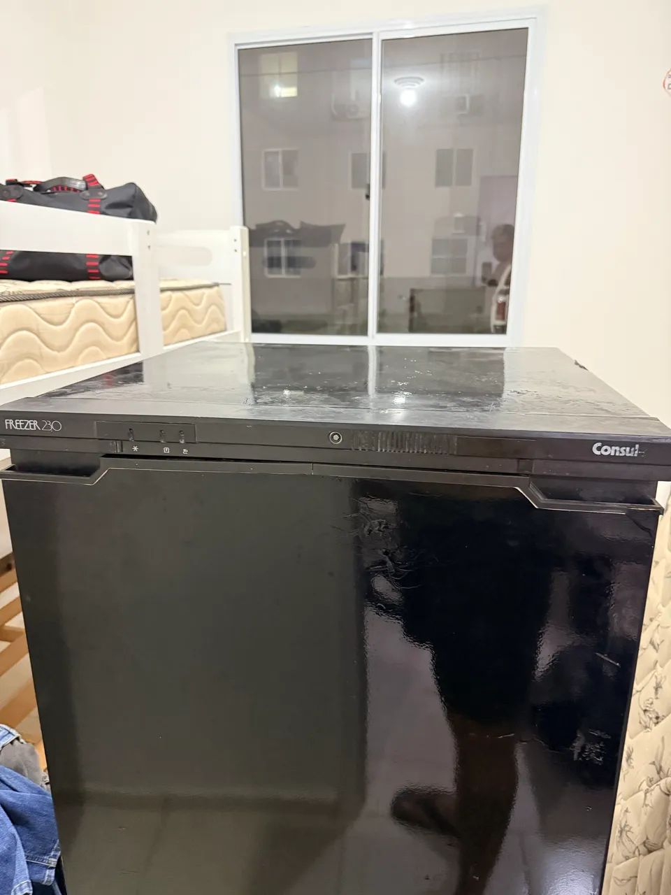 Frezzer Vertical 230 LConsul
