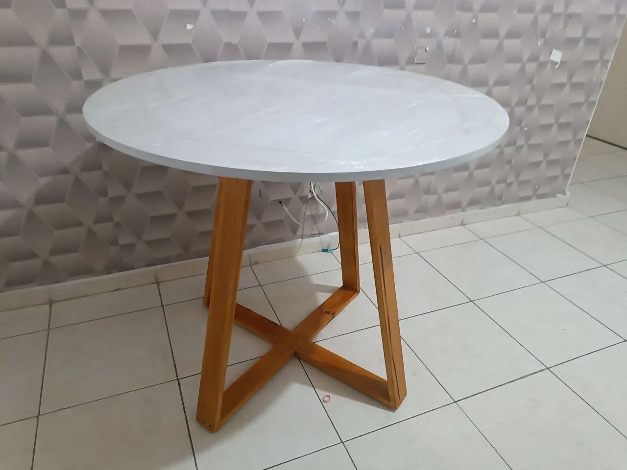 Mesas com pés entranssado para sala ou cozinha  - Foto 5