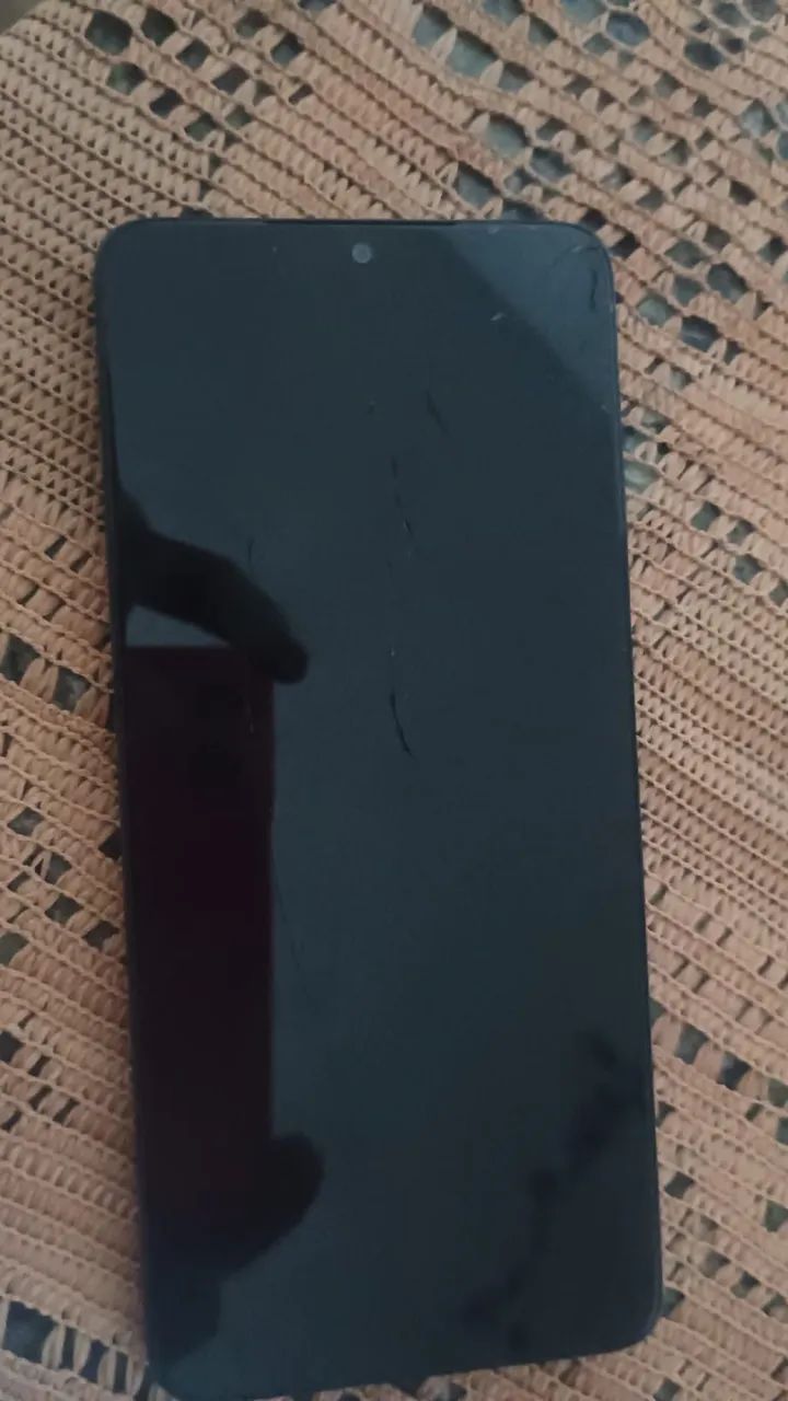 Celular em bom estado 