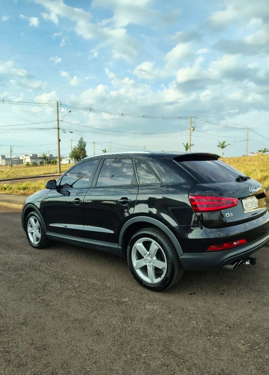 Audi Q3 2.0 TFSI Quat. 211/220cv S-tronic 5P 2013