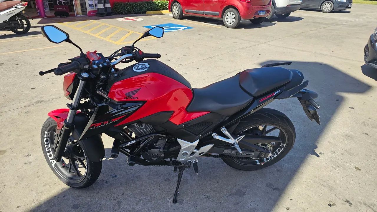 CB 300F TWISTER 2023  - Foto 2