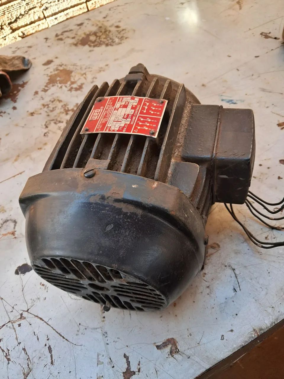 Motor 1,5 desocupar trif.