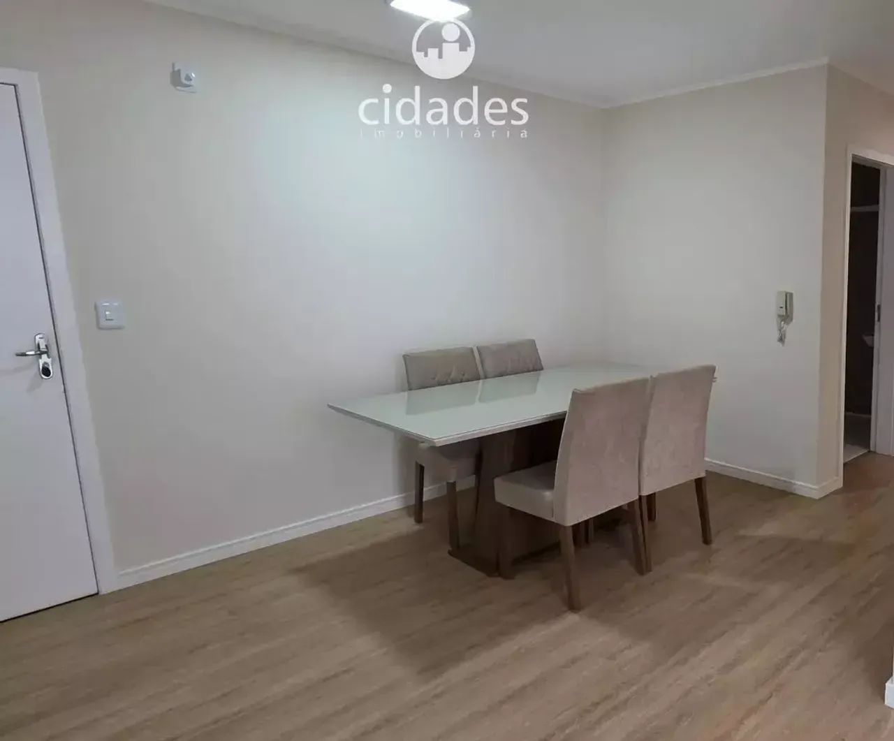 Apartamento mobiliado no Balneário do Estreito em Florianópolis