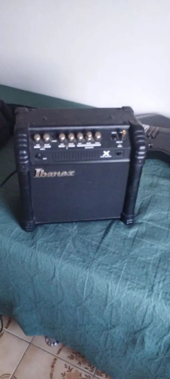 GUITARRA IBANEZ GIO