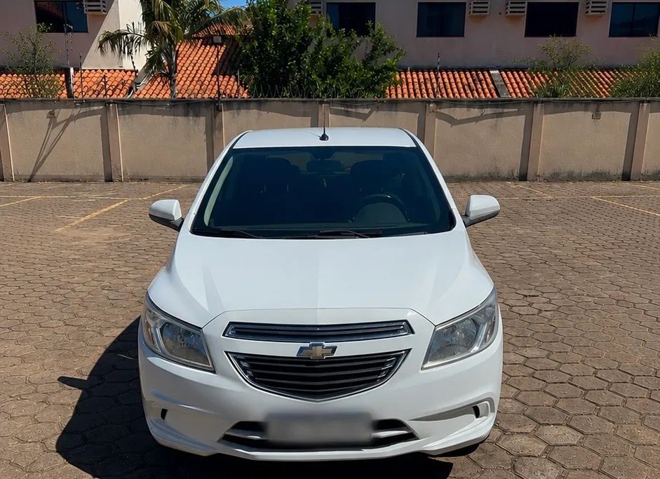 Chevrolet Onix 2015