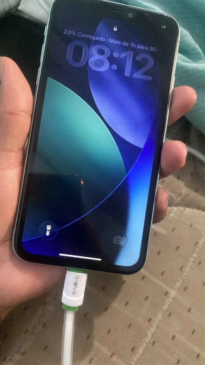 iPhone 11 verde  - Foto 2
