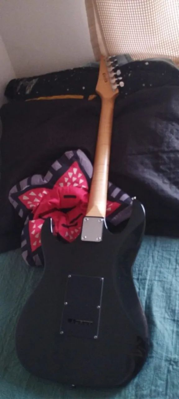 GUITARRA IBANEZ GIO - Foto 2