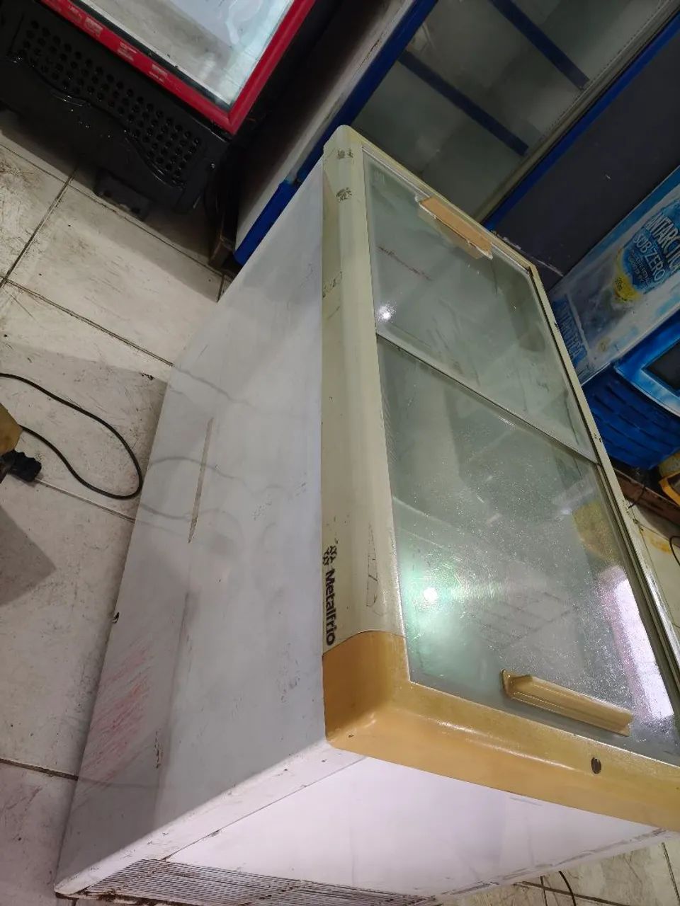 Freezer porta de vidro  - Foto 2