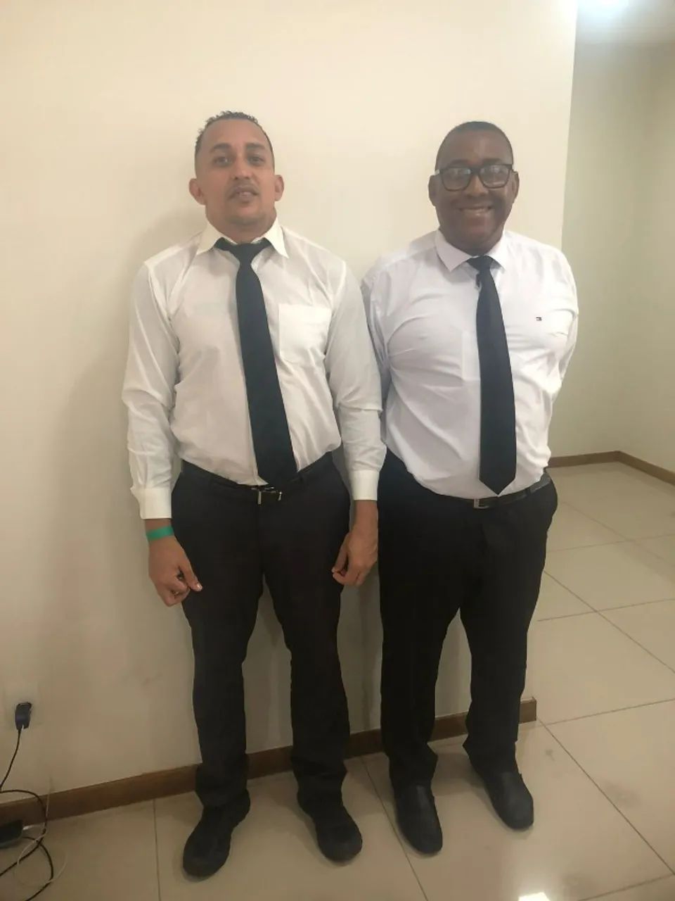 GARÇOM PARA EVENTOS -ORÇAMENTO SOMENTE PELO WHATS-->(71 9-9-2-5-4 - 3-4-8-8)