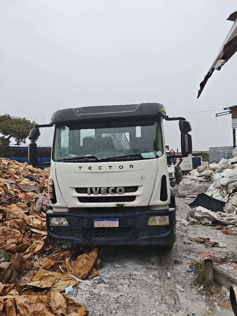 IVECO TECTOR 240E22 2013