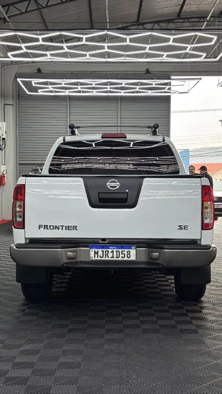 Nissan Frontier SE Attack CD 4X2 2.5 TB Diesel 2012 - Foto 5