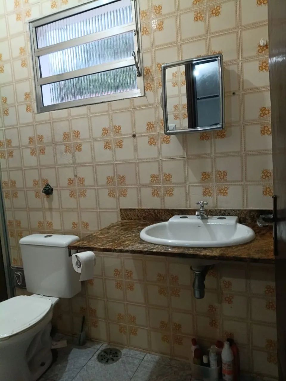 Casa lote inteiro com piscina em Mongaguá Sp - Foto 4