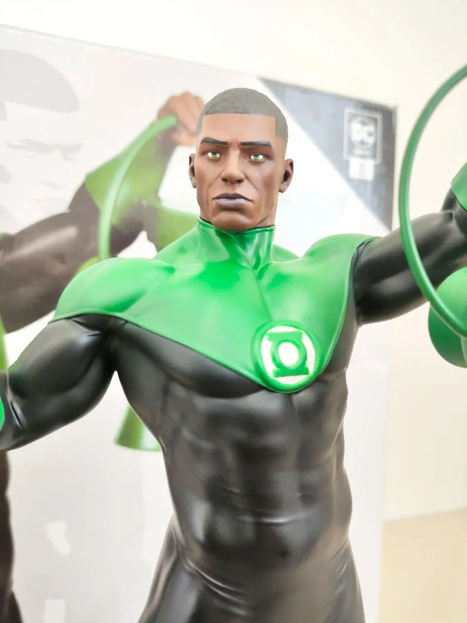 Lanterna Verde Deluxe 1/6 McFarlane  - Foto 4
