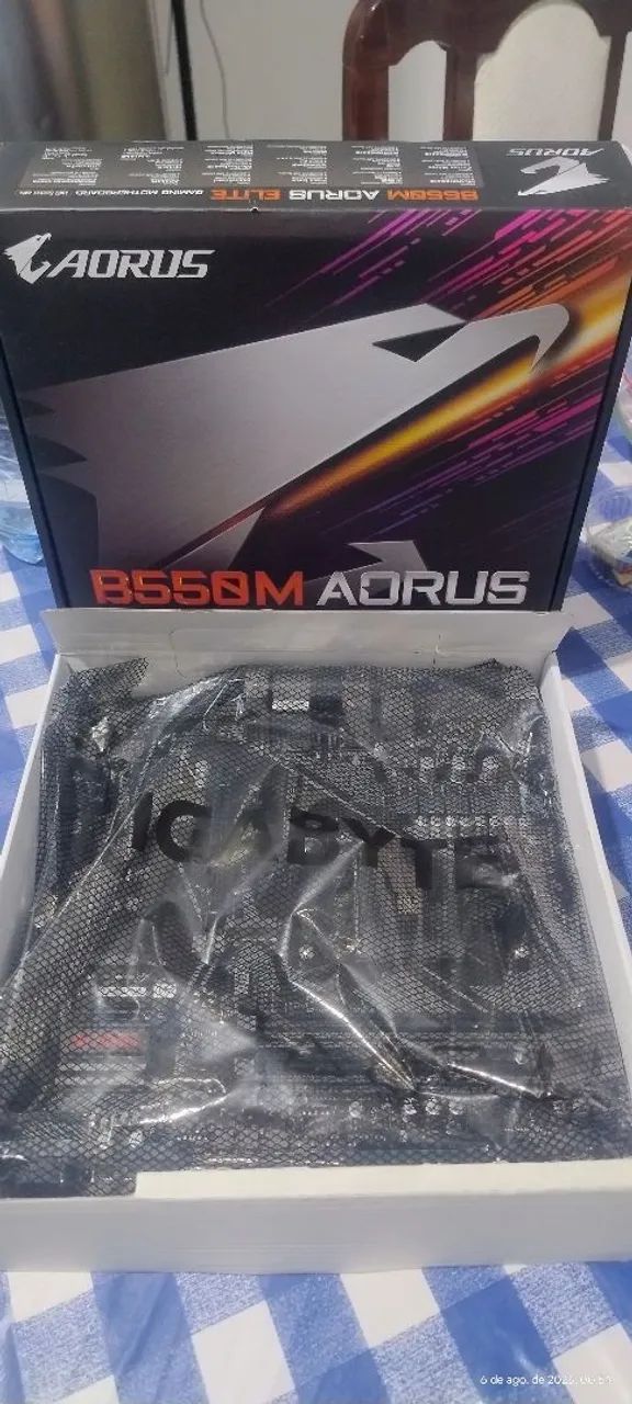 Placa mãe Gigabyte Aorus B550-M - Foto 2