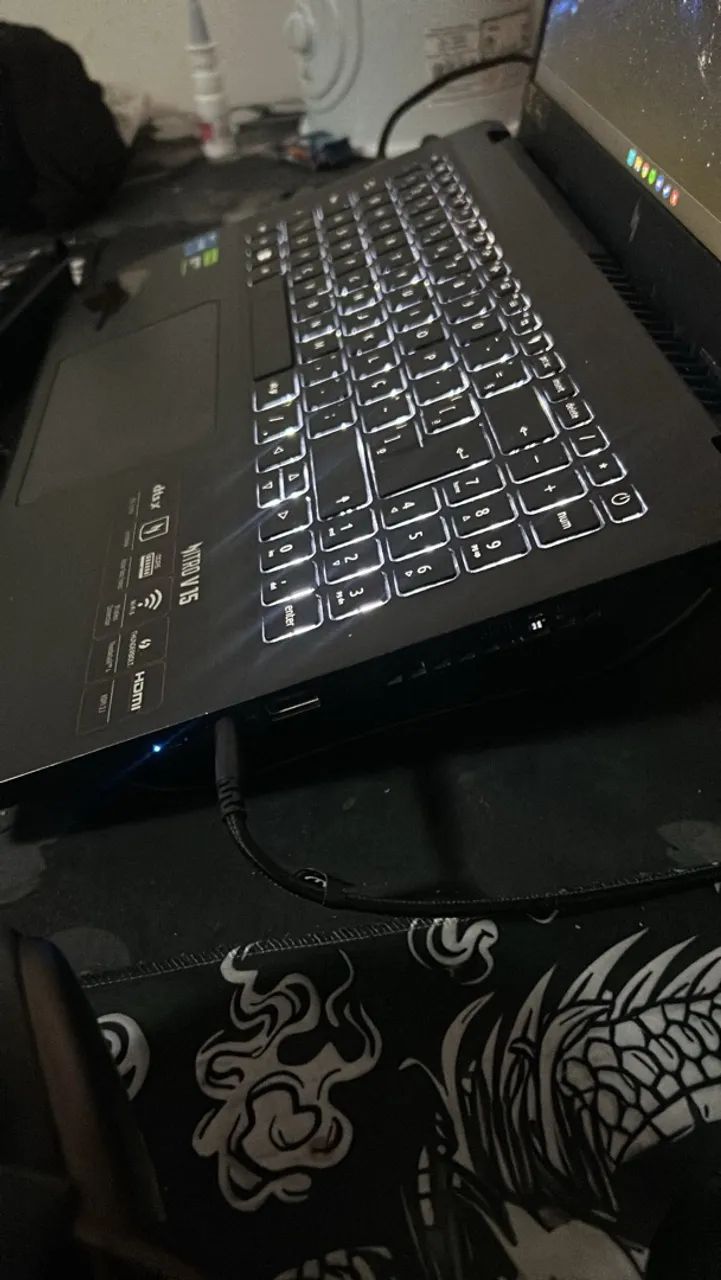 ACER NITRO V15 - Foto 5