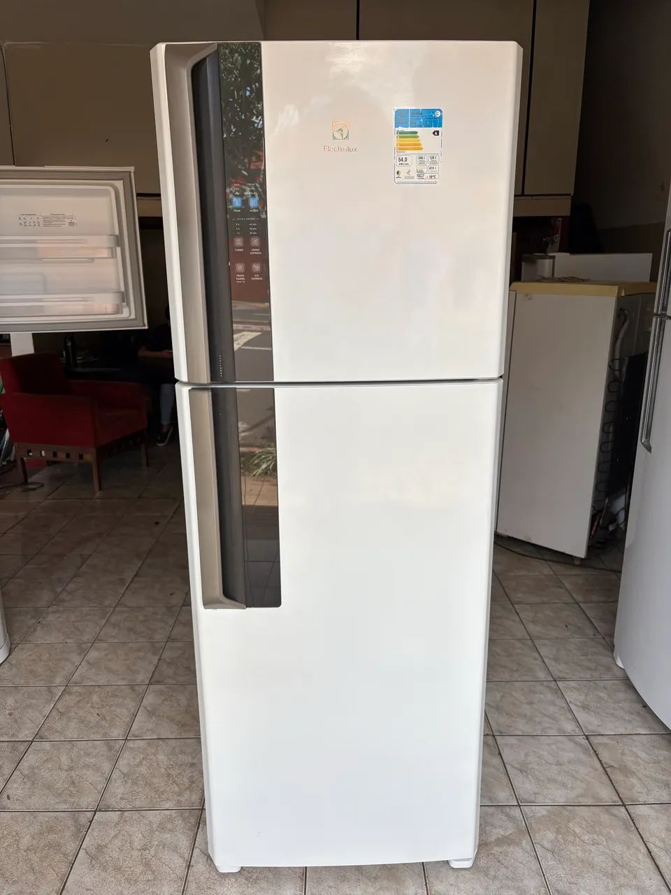 GELADEIRA DUPLEX ELETROLUX FROST FREE BEM CONSERVADA!!!