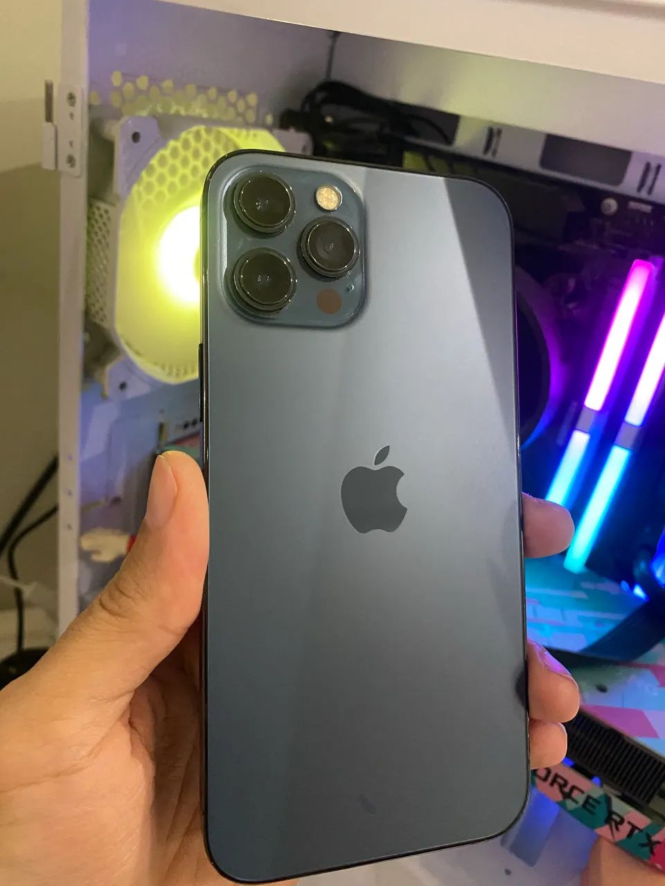 iPhone 12 Pro Max - Azul - Impecável - Foto 2