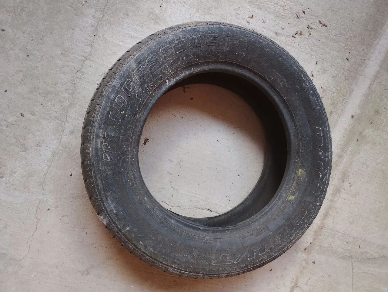 Pneu usado 215/65/R16 Bridgestone  - Foto 3