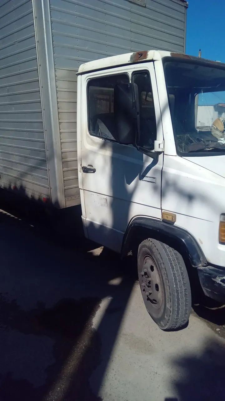 Caminhão 3/4para agregar sou campo grande *