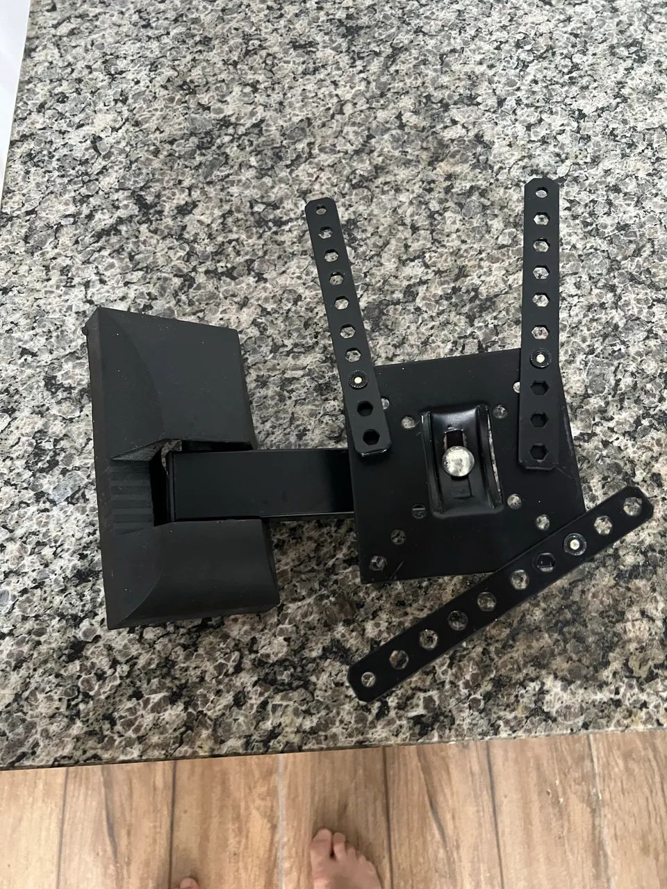 Vendo tv e suporte articulado  - Foto 5