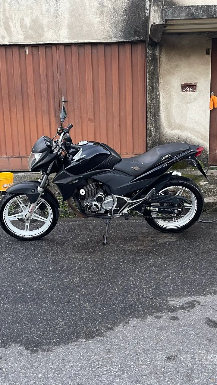 CB 300 2013 - Foto 3