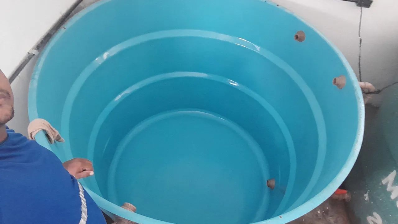 Limpeza de caixa  dgua 