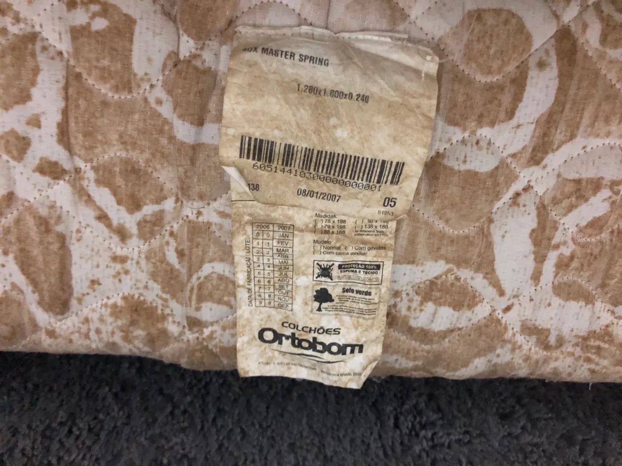 Vendo cama de casal , colchão e base - Foto 4