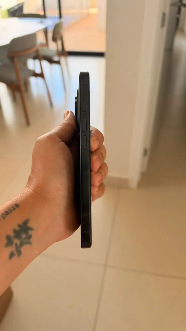 IPHONE 16 PRO 256GB  - Foto 4