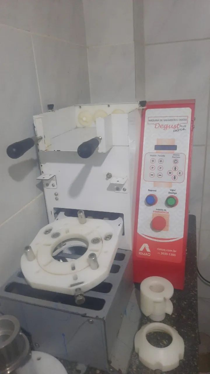Modeladora de salgadinhos ,deguste plus da rimaq