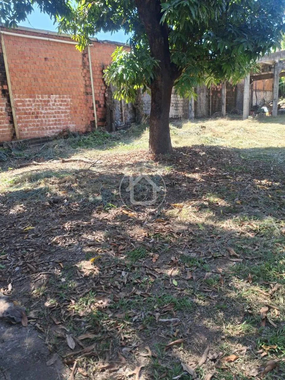 TERRENO COM BARRACÃO À VENDA - Foto 3