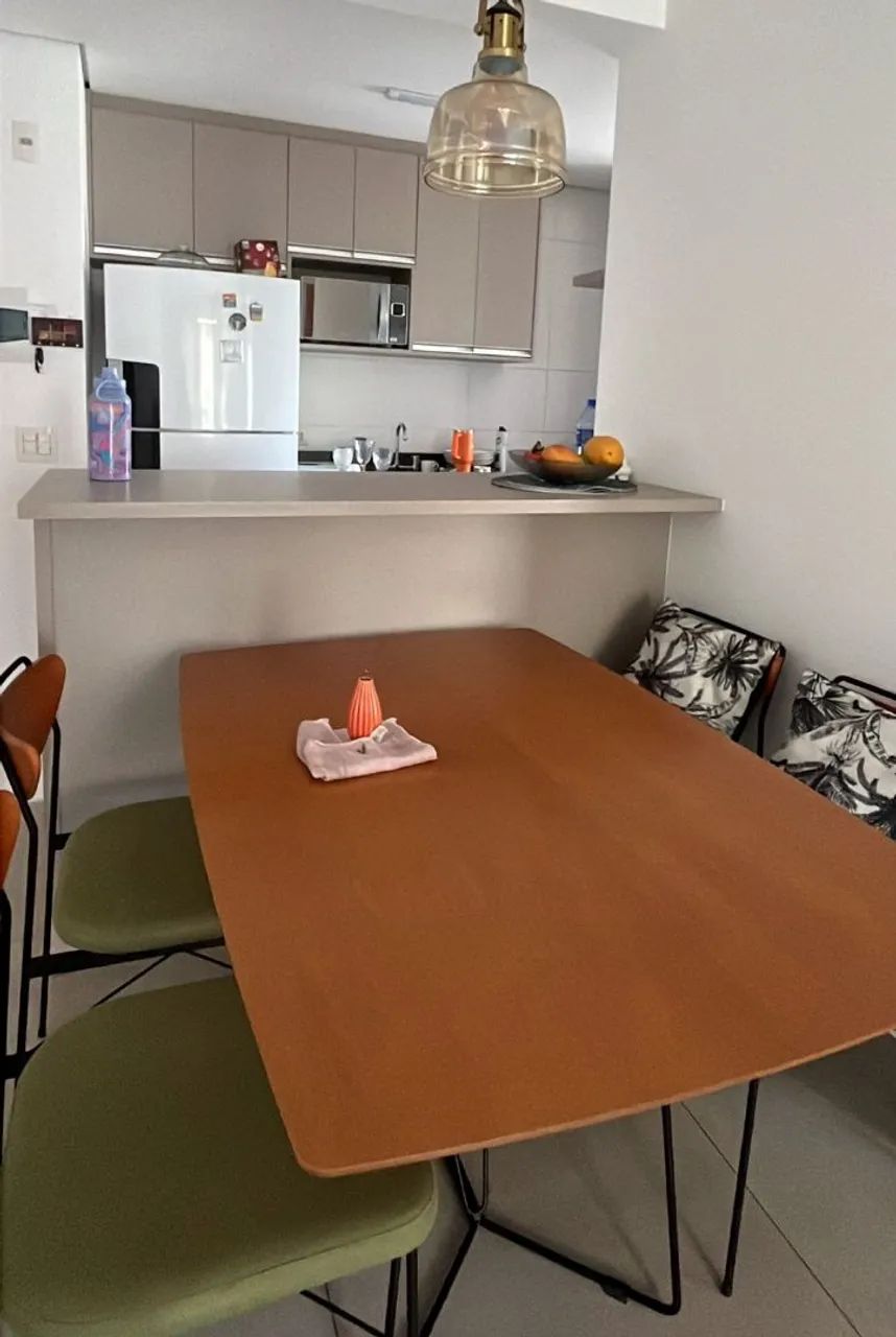 Mesa de Jantar de madeira 4 lugares 