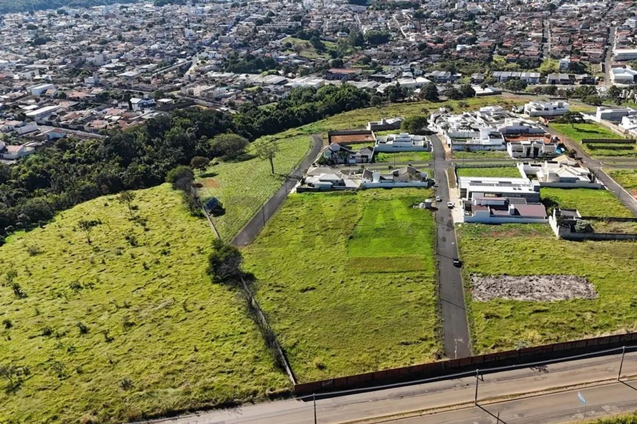 Terreno em Condomínio  Araxá/MG - Foto 4