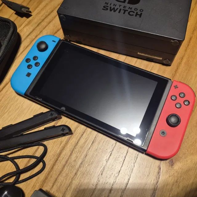 Nintendo Switch V2 - Usado