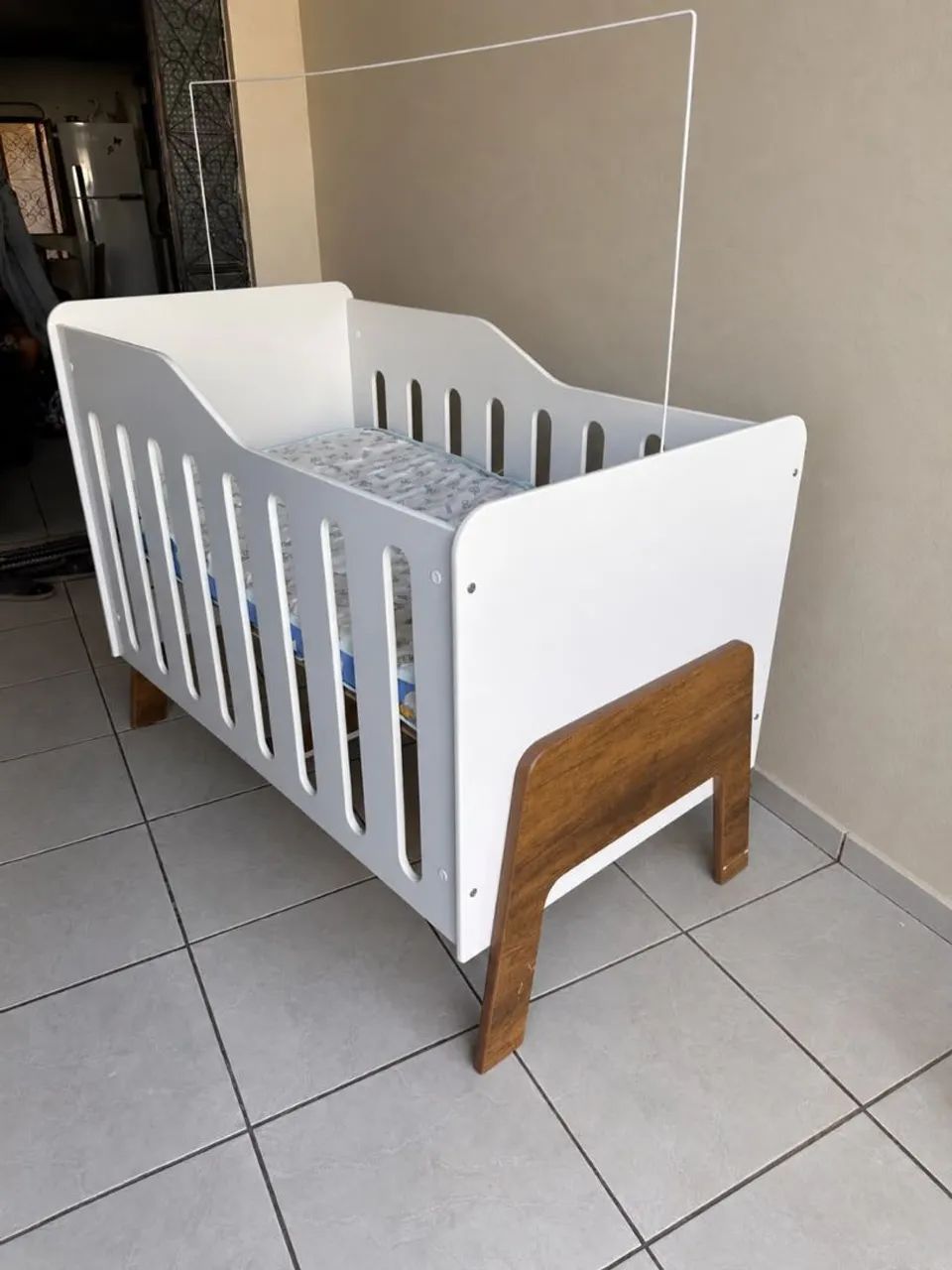Berço americano Padrão 1,33m x 77 cm largura 