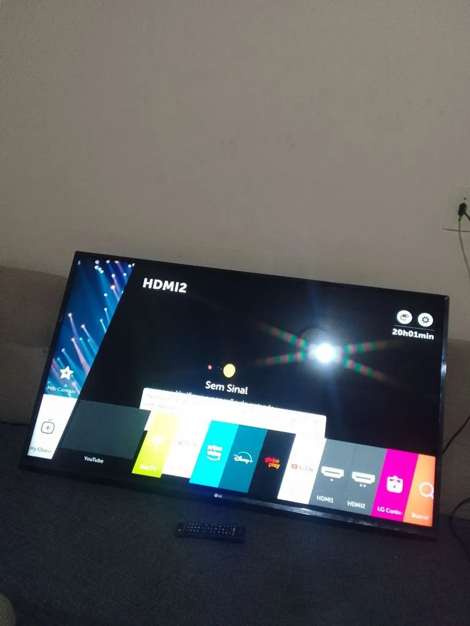 Smart tv lg 49 polegadas funciona perfeitamente acompanha controle, retirada no Barreiro 