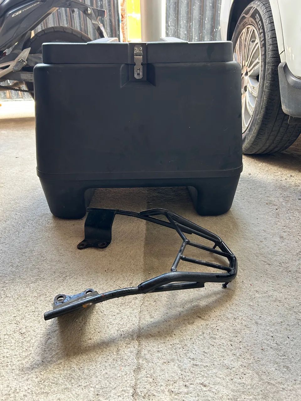  BAÚ 80 litros com suporte incluso 