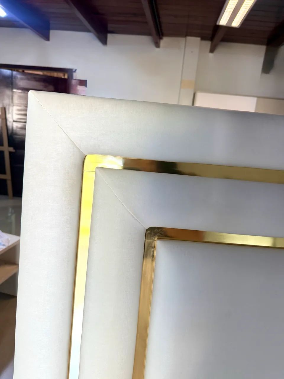 VENDE-SE CABECEIRA DE CAMA - Foto 2