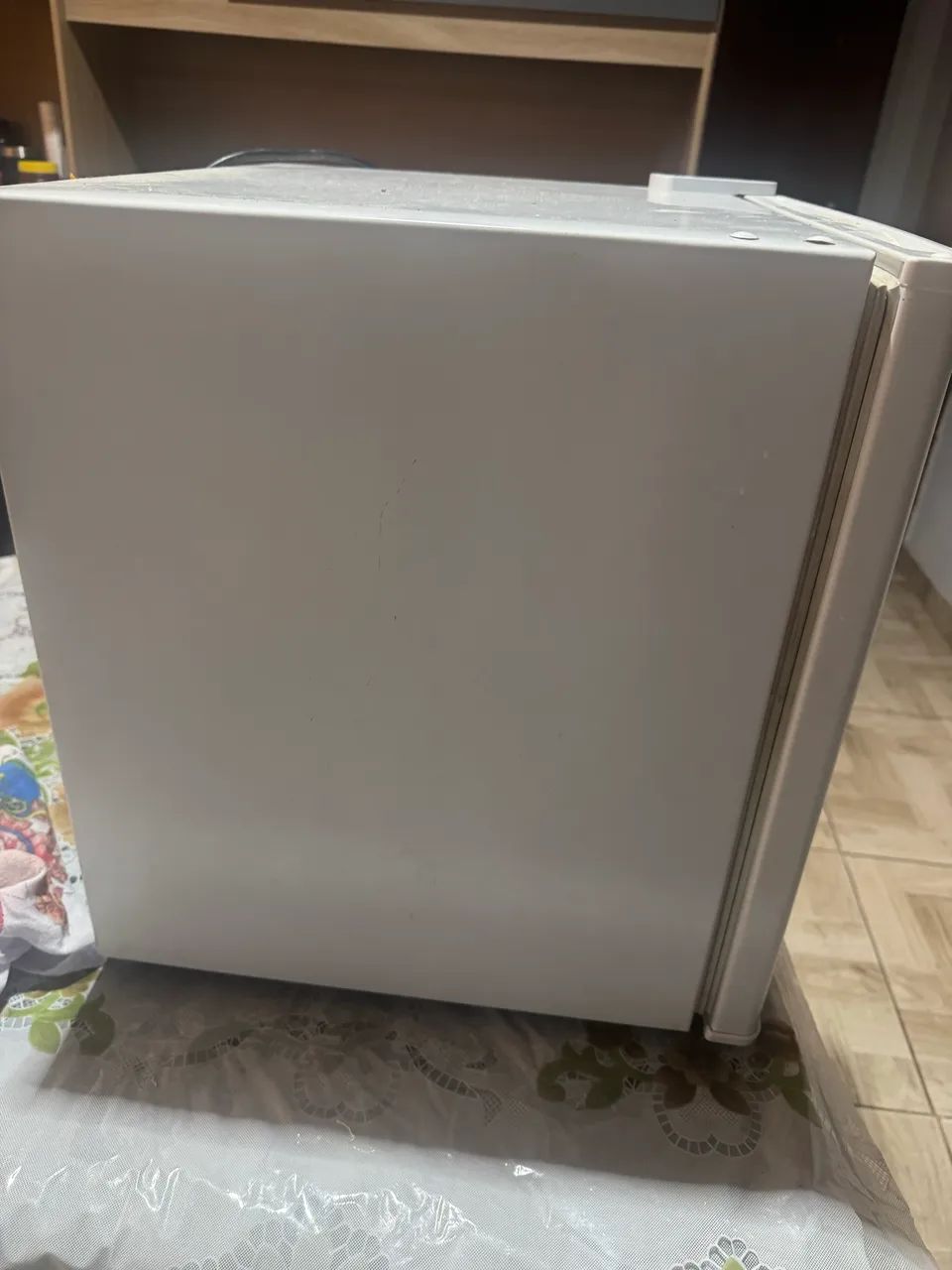 Vendo uma geladeira 