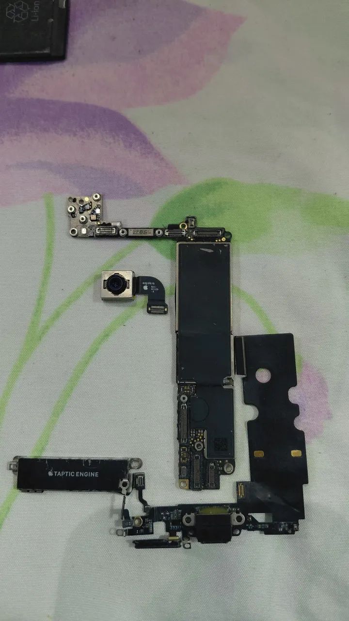 Placa Mãe Iphone 8 bloqueada - Foto 2