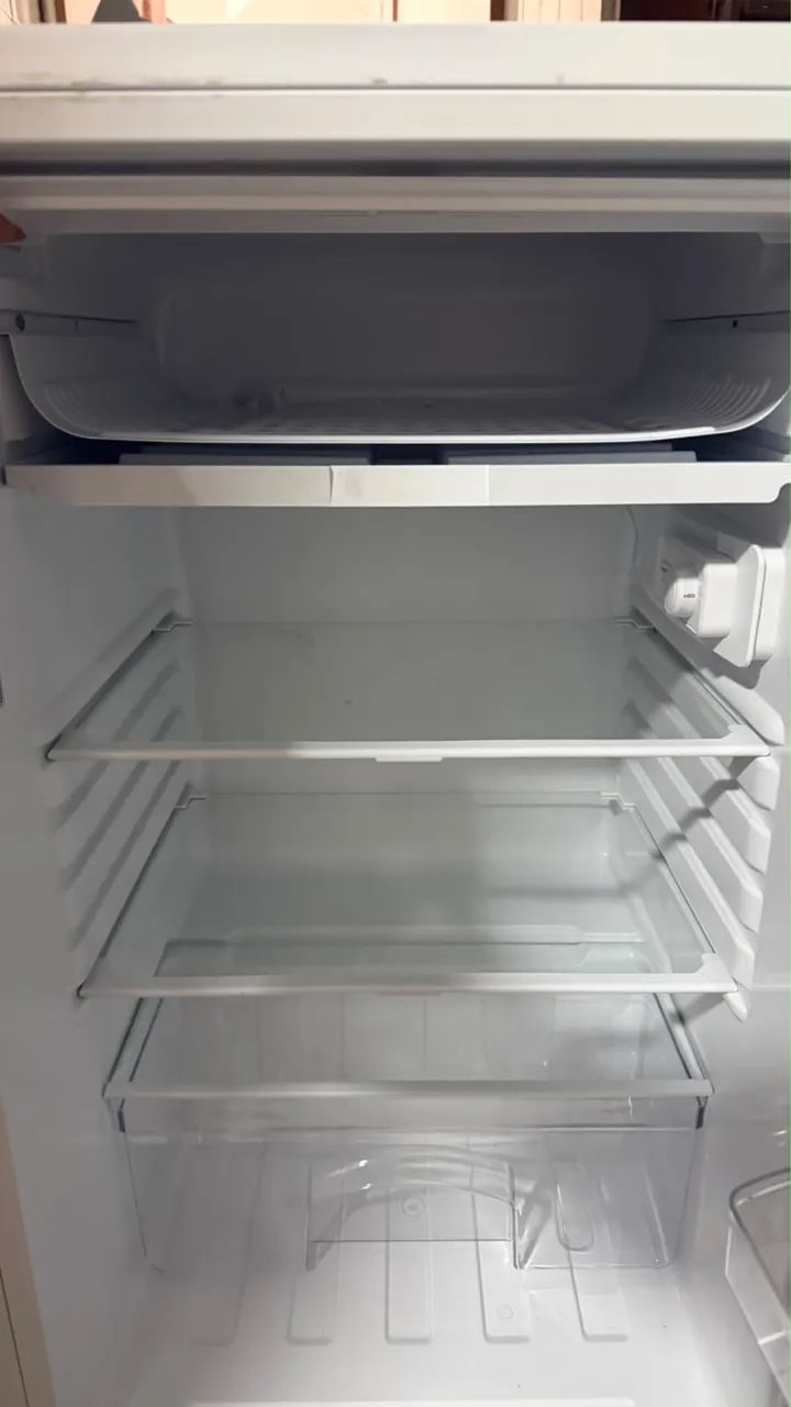 Frigobar Electrolux 122L - Foto 4
